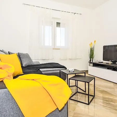 Meri By Interhome * Benkovac