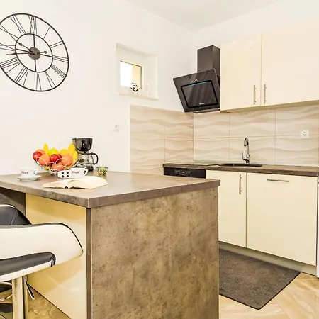 Vikendica Meri By Interhome *