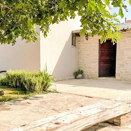 Meri By Interhome Дом отдыха Бенковац