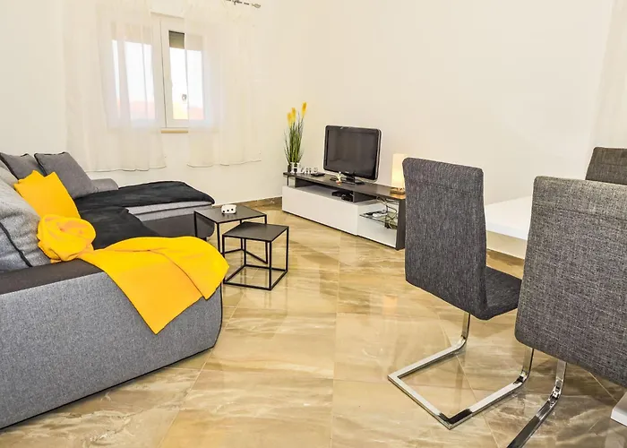 Дом отдыха Meri By Interhome Бенковац