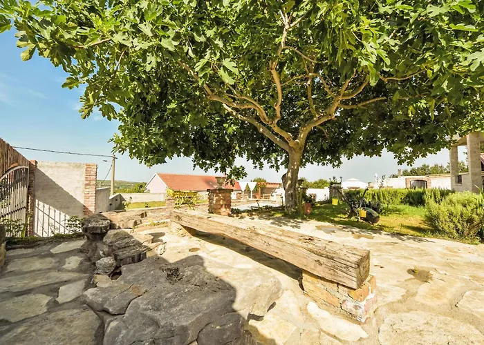 Дом отдыха Meri By Interhome Бенковац